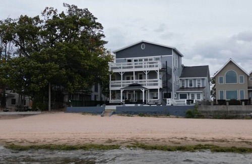 Durhamville Condo | Compass Rose | Historic Oneida Lakefront Condo 4