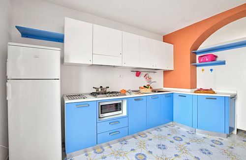 Torre Vado Apartment | Complesso Azzurro Mono 2 Near The Beach, Salve, Italy