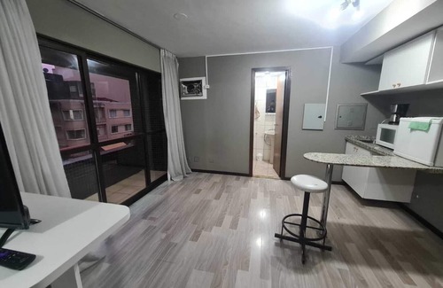 Matriz RV Rental | Complete Apt in Center Curitiba Facing Shopping Mueller