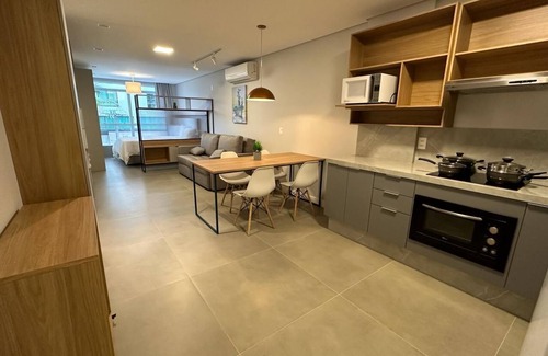 Centro Apartment | Complete studio 200m from Beira Mar Norte!