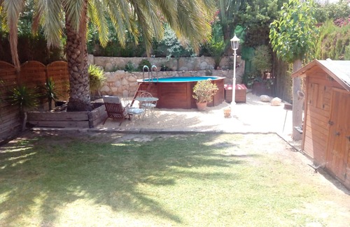 Coveta Fuma House | Complete house near the sea with large garden and pool for families with children