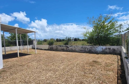 Guayama House | Complete Remodel House quite 2 minutes from beach Urbanizacion Vista del Sol.