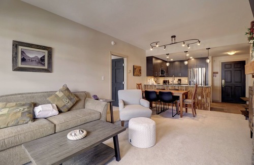 Copper Mountain Condo | Completely Remodeled Center Village Condo PP409