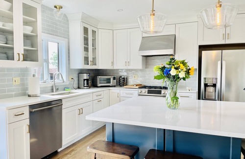 Easton's Point House | Completely Remodeled, Private salt water pool and SPA, walk to 1st and 2nd beach