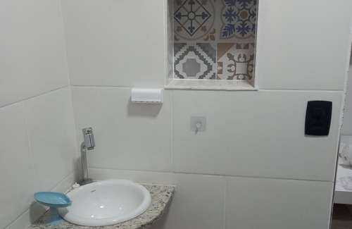 Centro Apartment | Completely renovated kitnet in Guarapari