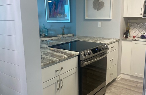 Villa Sabine Condo | Completely renovated 1 bedroom on first floor Sabine Yacht and Racquet Club