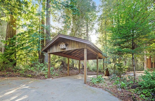 Cleone House | Completely Renovated Home in the Redwoods w/ Large Deck - Near Town/Beaches!