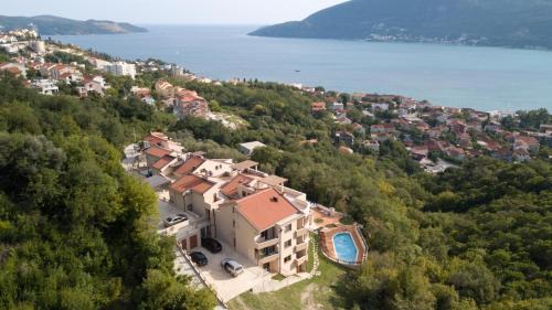 Trebesinj Apartment | Complex Adria Montenegro