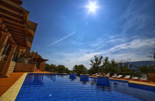 Trebesinj Apartment | Complex Adria Montenegro