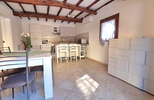 Massarosa House | Conca Oro New House on Hill between Lucca and the sea with pool and large porch