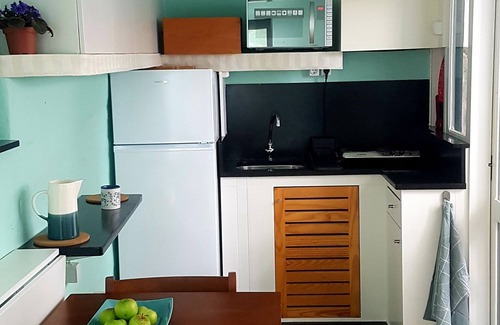Vila do Conde House | Conde Surf Camp - by the ocean (entire house pvt)