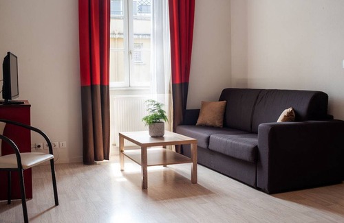 Dinan Condo | Condo ∙ 1 bedroom ∙ 4 guests
