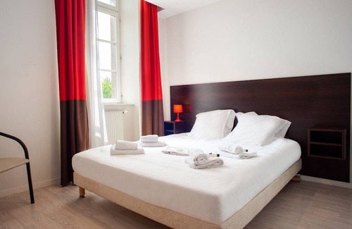 Dinan Condo | Condo ∙ 1 bedroom ∙ 4 guests