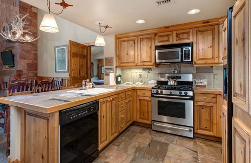 Deer Valley Condo | Condo ∙ 1 bedroom ∙ 4 guests
