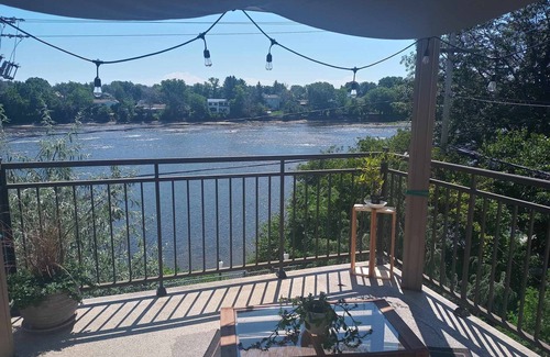 Terrebonne Condo | Condo 5½ - Bord de L'eau . La Nature à 5 Min. à Pied - 15 Min. de Mtl