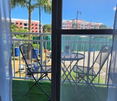 Mactan Export Processing Zone Apartment | Condo Azur Suites A125 Amani Resorts Residences , 5 minutes Airport, Netflix, Stylish, Cozy with Luxurious Swimming Pool
