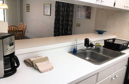 Haines City Condo | Condo C, kitchen/washer/dryer, sleep 6