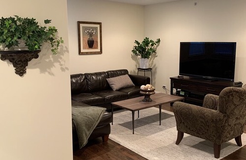 Highland Park Condo | Condo - Downtown Highland Park