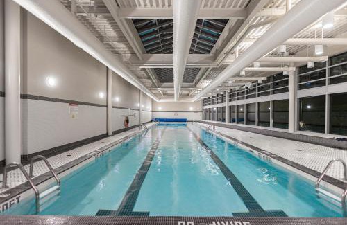Crosstown Apartment | Condo in Downtown Vancouver - Near Rogers Arena