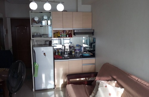Legazpi Village Condo | Condo Unit at Beacon Makati Residential Resort