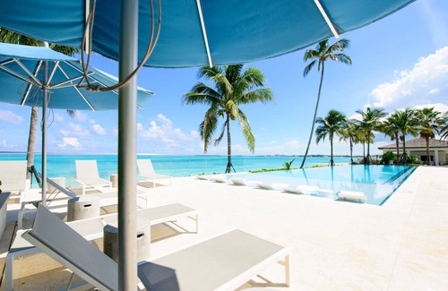Nassau Condo | Condo w/Patio & BBQ