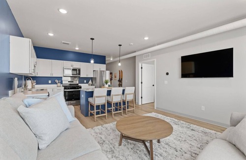 Lake City Condo | Condo with stunning views of Lake Pepin - Unit 202