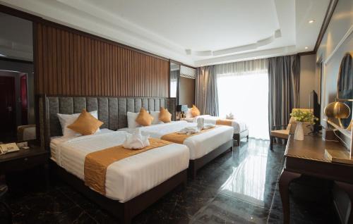 Vang Vieng Hotel | Confetti Garden Hotel