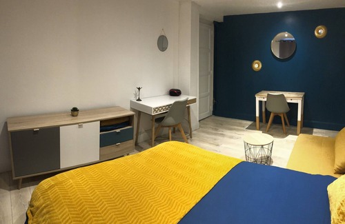 Cusset Apartment | Confort et Charme Scandinave Avec Terrasse, aux Portes de Vichy