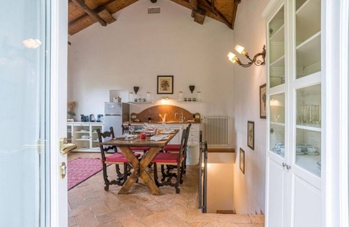 Villa Guardia Apartment | Confortable and stylish 90smq duplex apt that can accomodate up to 4 people located in a period building without a lift.Portion of private garden, large garden with shared pool and private parking space.Inside the building there is a historic religious b