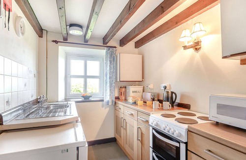 Mynytho Cottage | CONION GANOL, pet friendly, character holiday cottage in Aberdaron