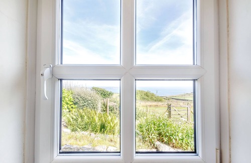 Mynytho Cottage | CONION GANOL, pet friendly, character holiday cottage in Aberdaron
