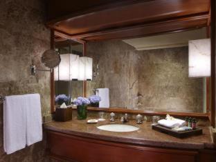 Orchard Hotel | Conrad Singapore Orchard