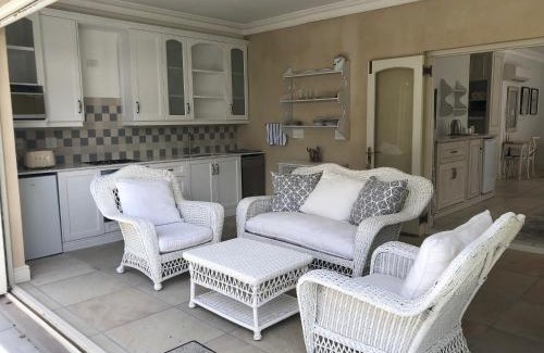 Alphen Cabin | Constantia Valley Lodge