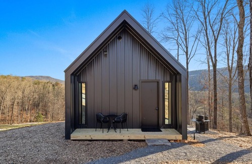 Almont Cabin | Constellation Cygnus Suite