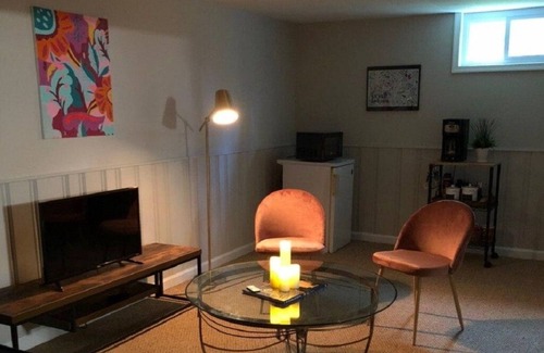 Kemp Mill Apartment | Contactless check in/check out basement