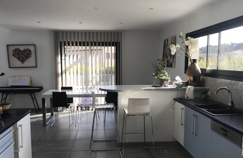 Saint-Mathieu-de-Treviers Villa | Contemporary villa 175 m² Pic Saint Loup garden 3000m² France