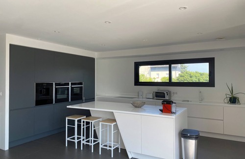 Villez-sous-Bailleul Villa | Contemporary house