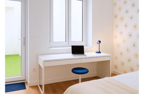 Lisieux Apartment | CONTEMPORAIN avec Terrasse - Plein centre Ville