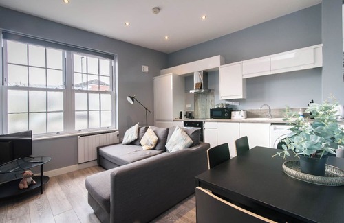 Nottingham City Centre Apartment | Contemporary 1 bed Apartment open with Parking