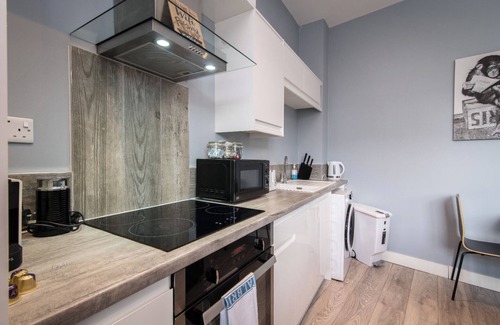 Nottingham City Centre Apartment | Contemporary 1 bed Apartment open with Parking