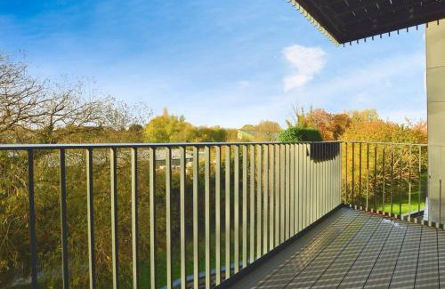 Ashford Apartment | Contemporary 2 bedroom apartment - Ashford
