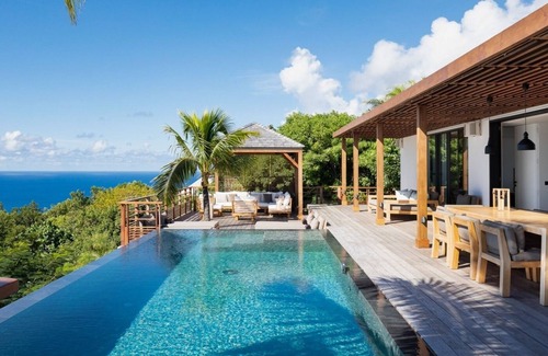 Gouverneur Villa | Contemporary 4 BDRM Villa w 2 Pools