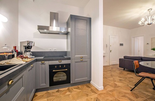 San Marco Apartment | Contemporary apartment with Canal View near San Marco