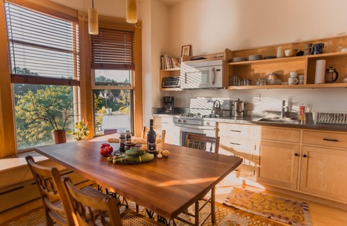 Hardwick Apartment | Contemporary Apartment in Historic 1895 Building