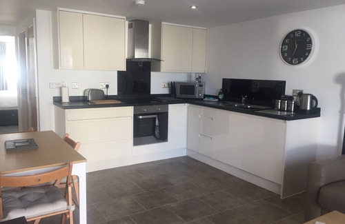Emersons Green Cottage | Contemporary cottage close to Bristol and Bath
