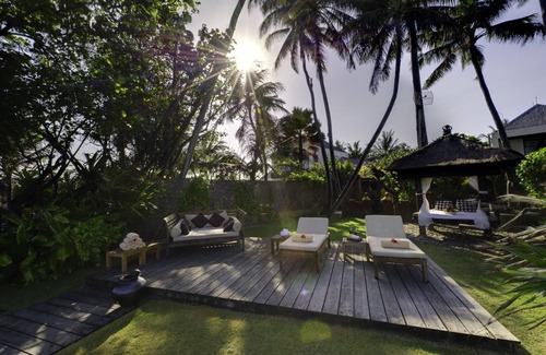 Ketewel Villa | Contemporary design mixed with traditional Javanese villa, Ketewel