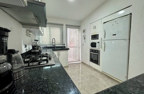 Cuernavaca Apartment | Contemporary duplex with pool
