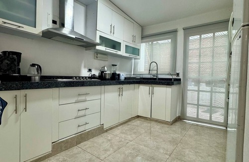 Cuernavaca Apartment | Contemporary duplex with pool