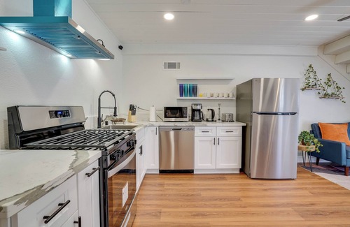 Rancho Cucamonga House | Contemporary Getaway in Rancho Cucamonga: Rancho Relaxo 2