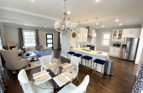 Washington House | Contemporary Home near Capitol Hill